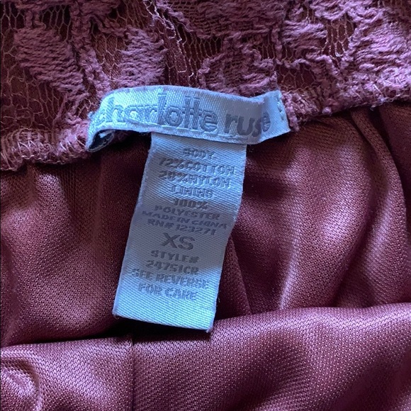 Charlotte Russe Floral Shorts in Mauve - Picture 5 of 5